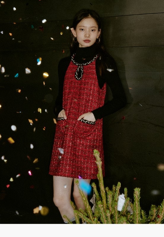 オーモントエッグタルトホームレトロホルターネックウォータードロップドレス冬新作ウエストスリムショートベストドレス