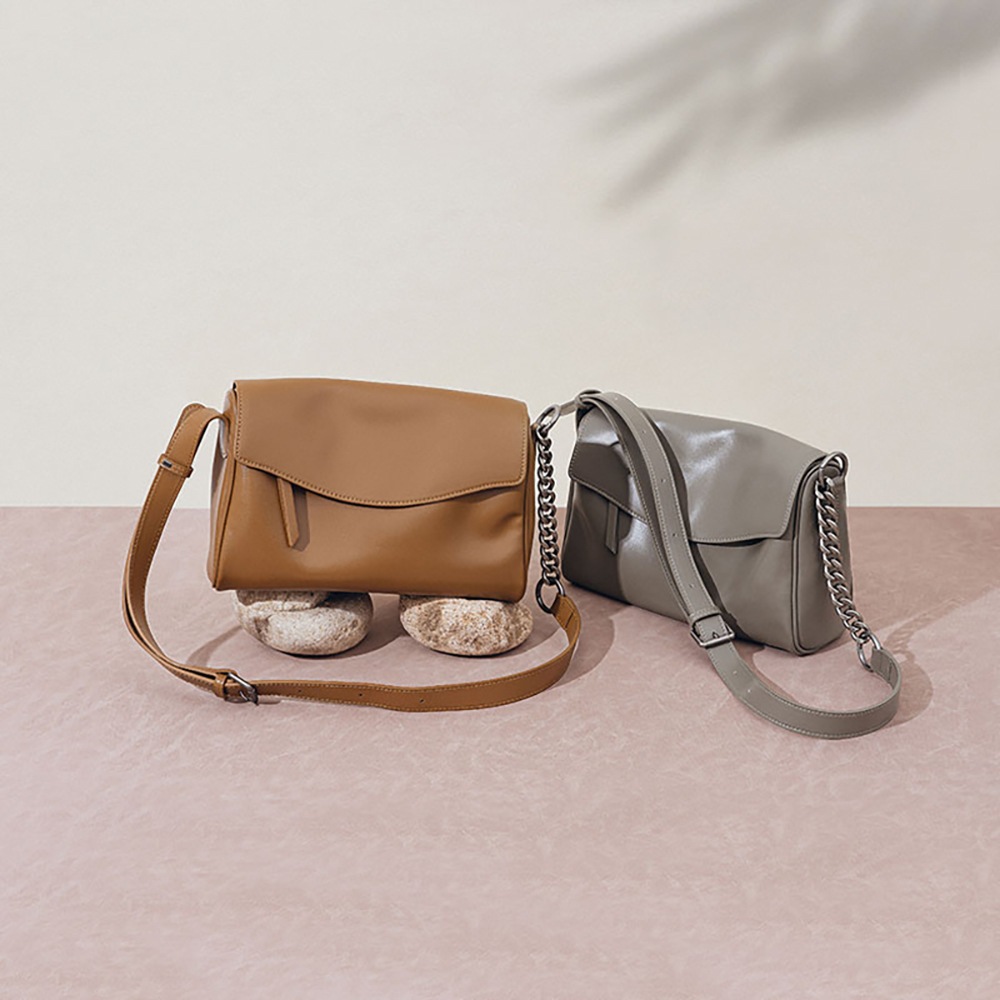 【本革 4カラー キーホルダーを贈る】オールシーズン 韓国斜めがけ レディース 人気 ショルダーバッグ キルティング ミニ 軽量 大人 カジュアル 小さめ 収納 【本革 4カラー キーホルダーを贈る】オールシーズン 韓国斜めがけ レディース 人気 ショルダーバッグ キルティング ミニ 軽量 大人 カジュアル 小さめ 収納