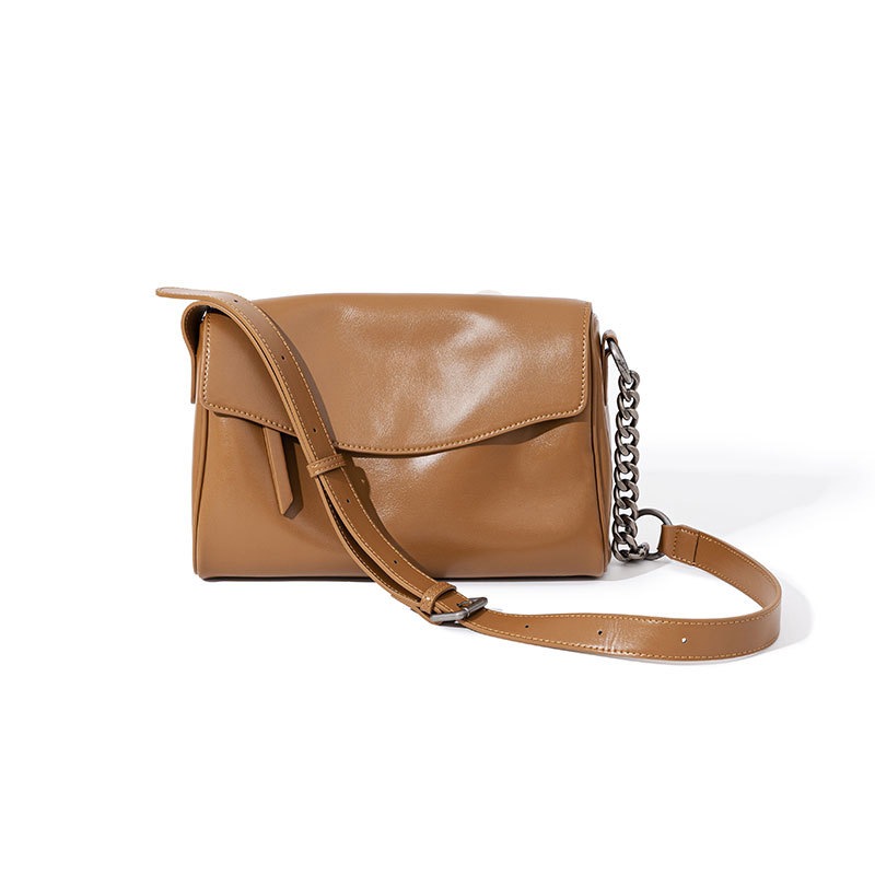 【本革 4カラー キーホルダーを贈る】オールシーズン 韓国斜めがけ レディース 人気 ショルダーバッグ キルティング ミニ 軽量 大人 カジュアル 小さめ 収納 【本革 4カラー キーホルダーを贈る】オールシーズン 韓国斜めがけ レディース 人気 ショルダーバッグ キルティング ミニ 軽量 大人 カジュアル 小さめ 収納