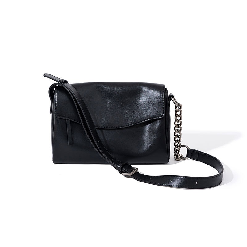 【本革 4カラー キーホルダーを贈る】オールシーズン 韓国斜めがけ レディース 人気 ショルダーバッグ キルティング ミニ 軽量 大人 カジュアル 小さめ 収納 【本革 4カラー キーホルダーを贈る】オールシーズン 韓国斜めがけ レディース 人気 ショルダーバッグ キルティング ミニ 軽量 大人 カジュアル 小さめ 収納