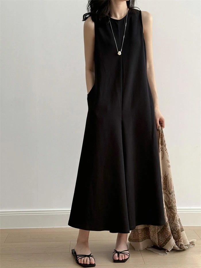 マキシワンピース レディース ノースリワンピ Aライン ノースリーブ ロング丈 ロングワンピース ロングワンピ ワンピ ドレス マキシ フレア クルーネック ポケット 無地 シンプル 上品