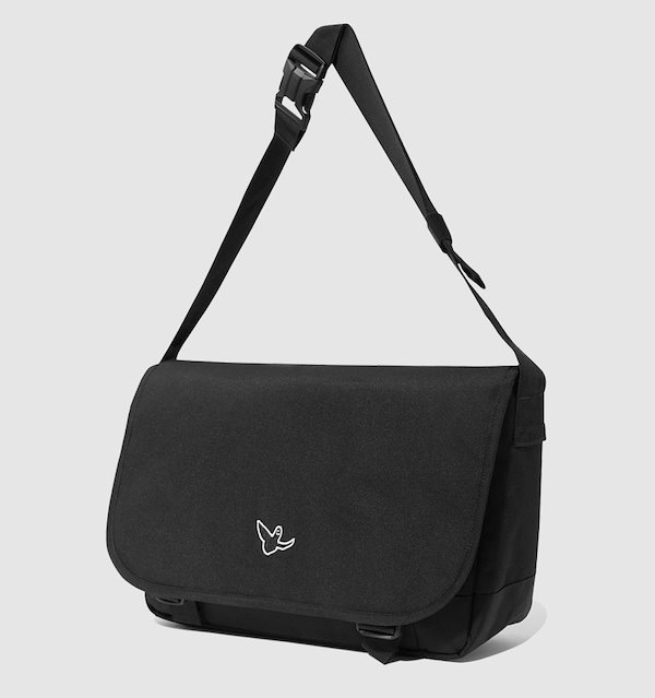 ★WHATITISNT★ANGEL LOGO MESSENGER BAG★メッセンジャーバッグ ☆WHATITISNT☆ANGEL LOGO MESSENGER BAG☆メッセンジャーバッグ