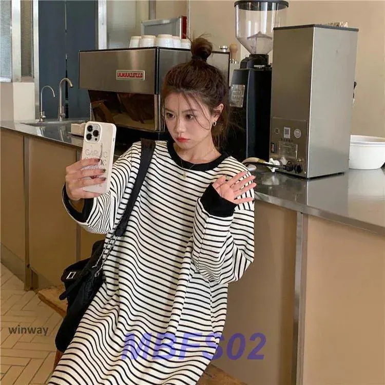 マタニティ レディース 長袖 パーカー ワンピース ロングパーカー ロング丈 トレーナー マキシ丈 部屋着 ミディアム丈 マタニティウエア マタニティ レディース 長袖 パーカー ワンピース ロングパーカー ロング丈 トレーナー マキシ丈 部屋着 ミディアム丈 マタニティウエア