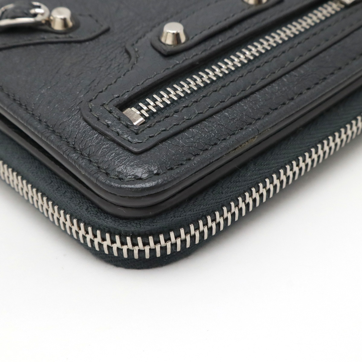 クラシック コンパクトウォレット 2つ折財布 二つ折り財布 レザー グレー 47745 クラシック コンパクトウォレット 2つ折財布 二つ折り財布 レザー グレー 47745