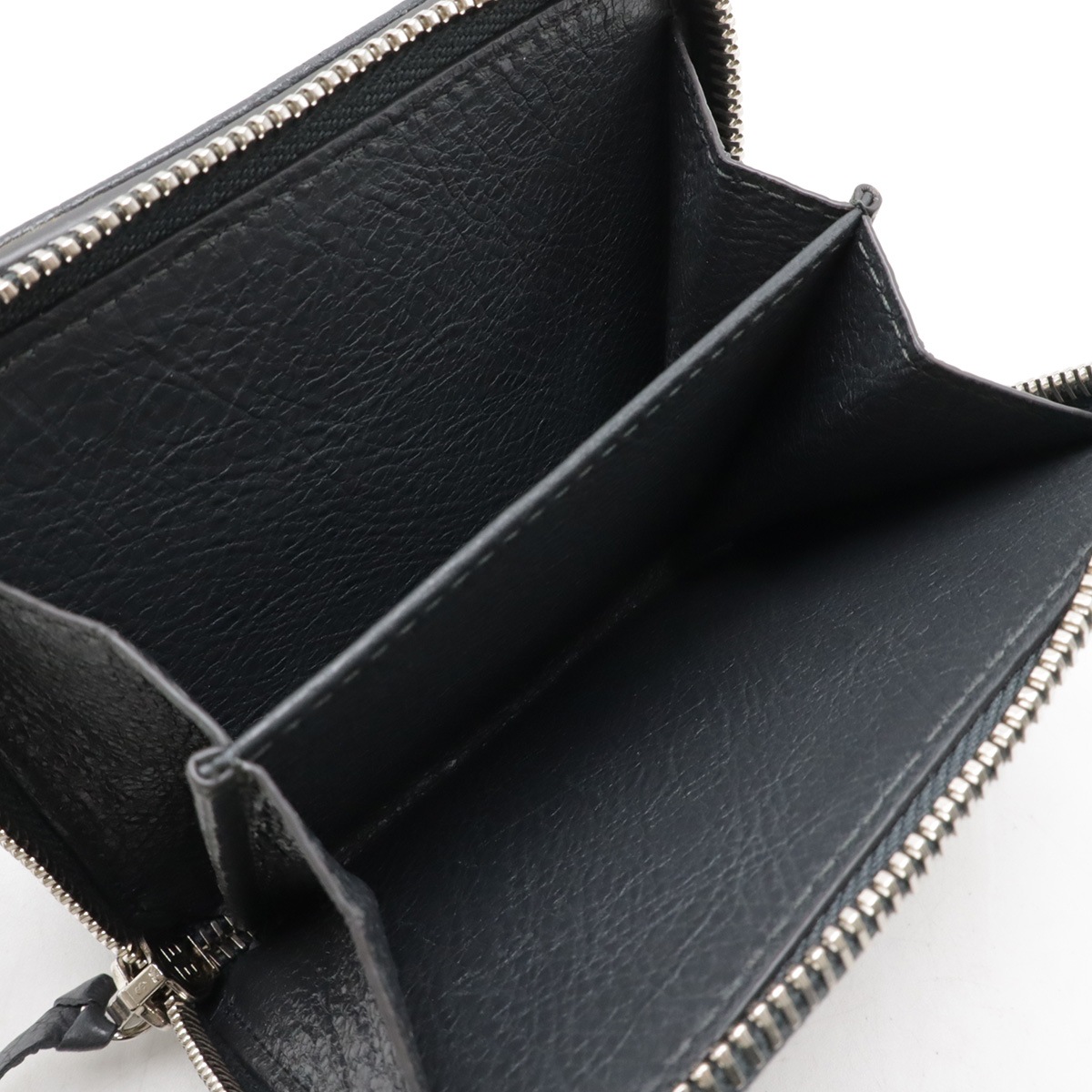 クラシック コンパクトウォレット 2つ折財布 二つ折り財布 レザー グレー 47745 クラシック コンパクトウォレット 2つ折財布 二つ折り財布 レザー グレー 47745