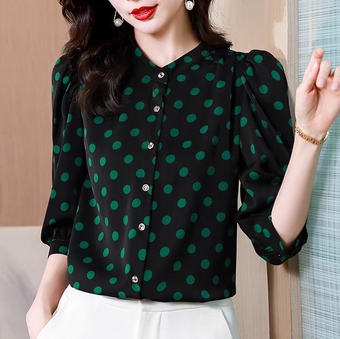レディース トップス シャツ ブラウス 5分袖 7分袖 フェミニン 前開き ボタン かわいい 大人可愛い きれいめ おしゃれ かっこいい レトロ エレガント 存在感 抜け感 ヴィンテージ ラブリー
