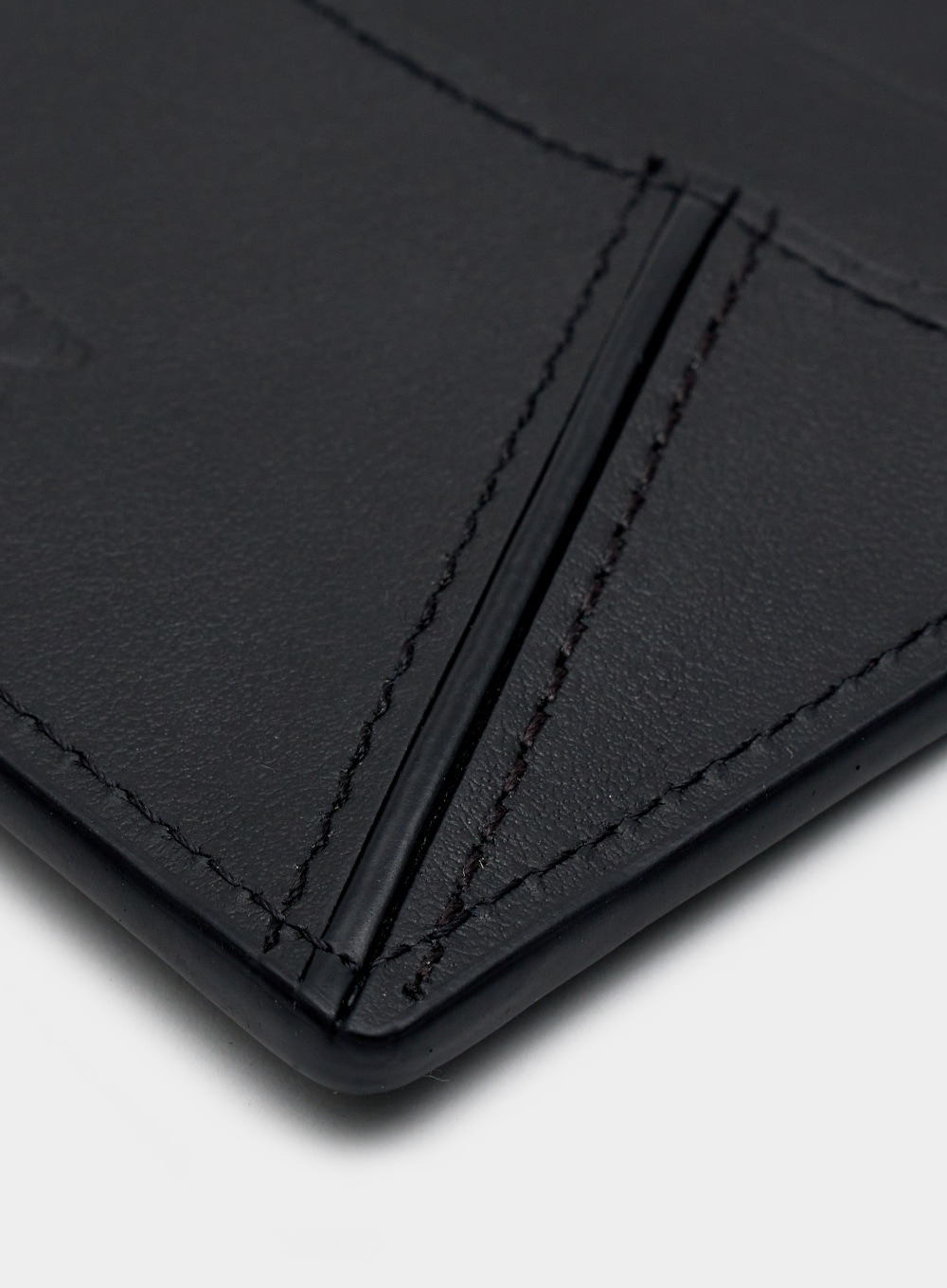 【SATUR】 RIGA LEATHER CARD HOLDER : CLASSIC BLACK
