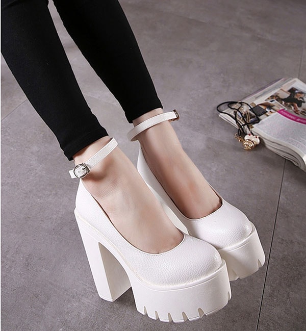 【送料無料】厚底パンプス13cmヒールおでこ靴定番ロリータパンプスロlリータ靴リボンメイド靴ロリータシューズストレディースシューズPU靴厚底レディースストラップシューズローファーパンプス可 【送料無料】厚底パンプス13cmヒールおでこ靴定番ロリータパンプスロlリータ靴リボンメイド靴ロリータシューズストレディースシューズPU靴厚底レディースストラップシューズローファーパンプス可