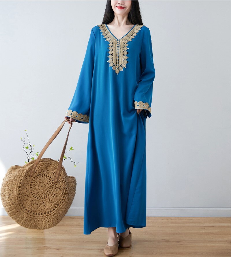 ワンピース フレアワンピース ワンピドレス ロング丈 マキシ丈 長袖 萌袖 Vネック フレア セミフレア ワイド 刺繍 大人可愛い シンプル カジュアル おしゃれ お洒落 アジアン エスニック