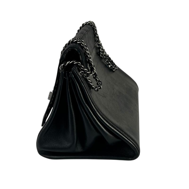 CHANEL シャネル チョコバー ラムスキン ショルダーバッグ ブラック A-8042 CHANEL シャネル チョコバー ラムスキン ショルダーバッグ ブラック A-8042