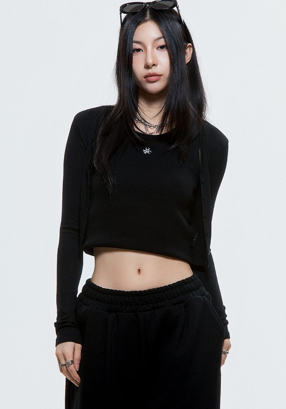 (DUC) V-Neck Crop Cardigan Black & Gray レディース服 韓国 ボタン (DUC) V-Neck Crop Cardigan Black & Gray レディース服 韓国 ボタン