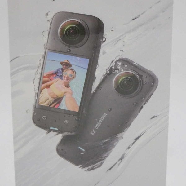 Qoo10] 【中古・未使用品】Insta360 X3