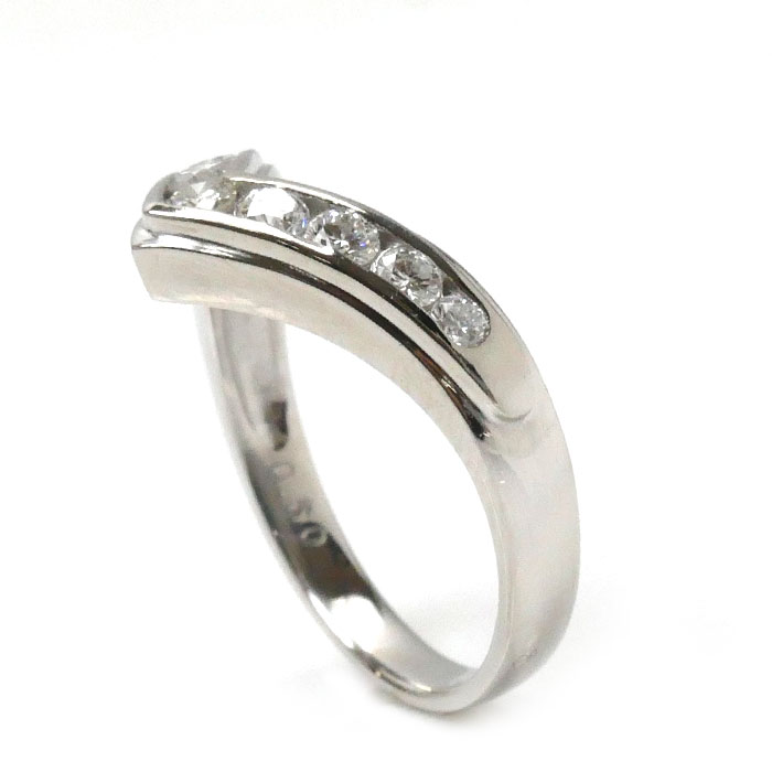 Pt900/ V型ダイヤモンドリング0.50ct Pt900プラチナ V字 リング・指輪 ダイヤモンド0.50ct 13号 5.1g
