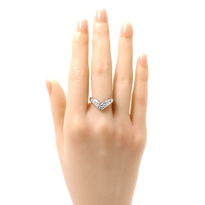 Pt900/ V型ダイヤモンドリング0.50ct Pt900プラチナ V字 リング・指輪 ダイヤモンド0.50ct 13号 5.1g