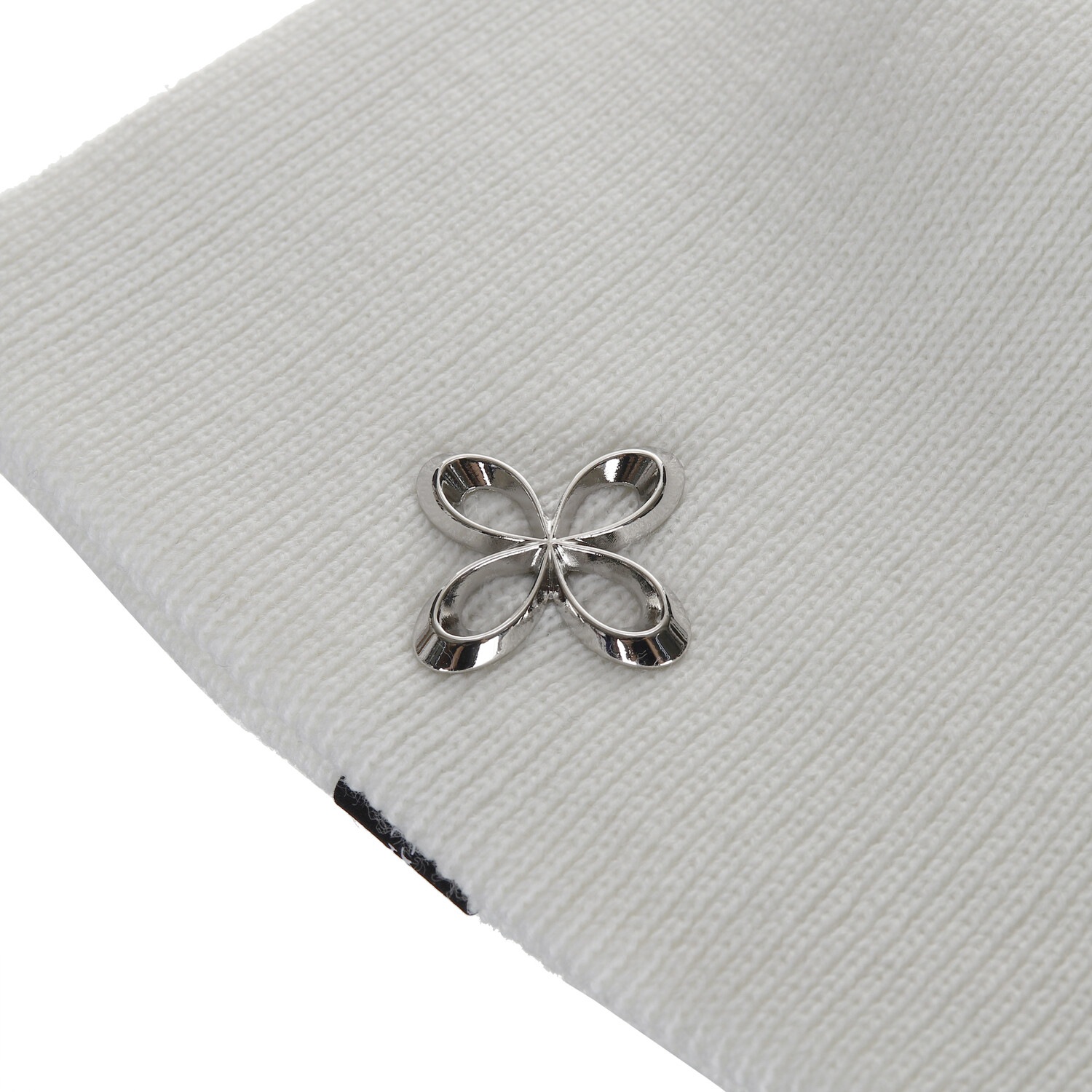 【SURGERY】 SURGERY CLOVER LOGO SHORT BEANIE : WHITE 【SURGERY】 SURGERY CLOVER LOGO SHORT BEANIE : WHITE