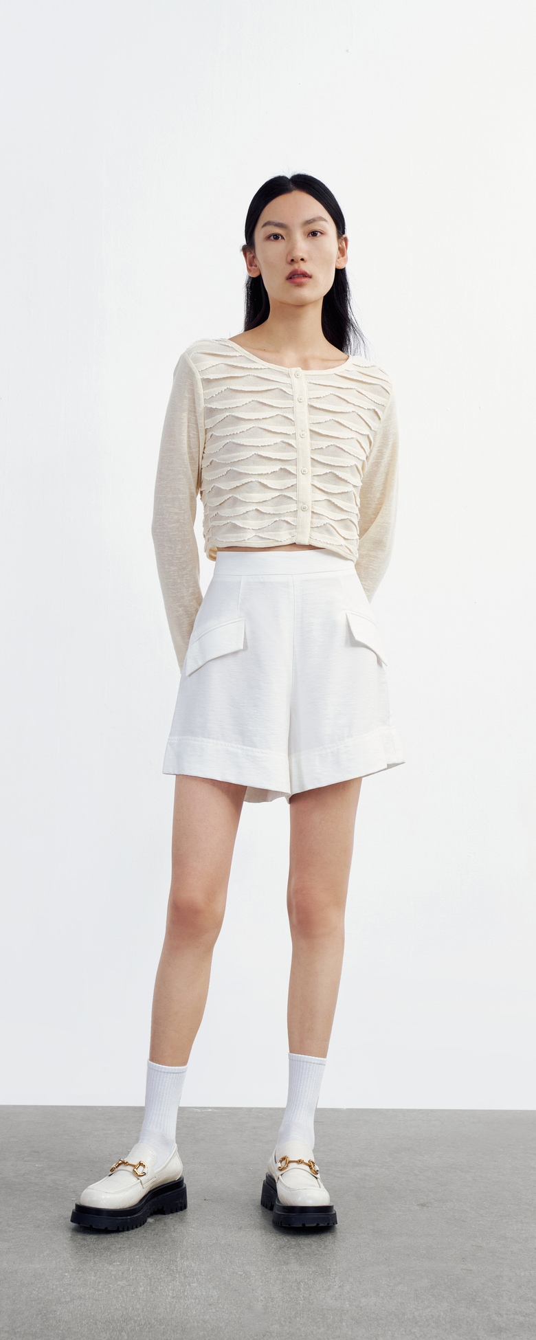 春 レディース カジュアル スタイル レース ラミネート ラウンドネック 長袖 Tシャツ ヌードアプリコット S M L トップス シャツ 袖あり 長袖 かわいい 大人可愛い きれいめ シンプル 大人