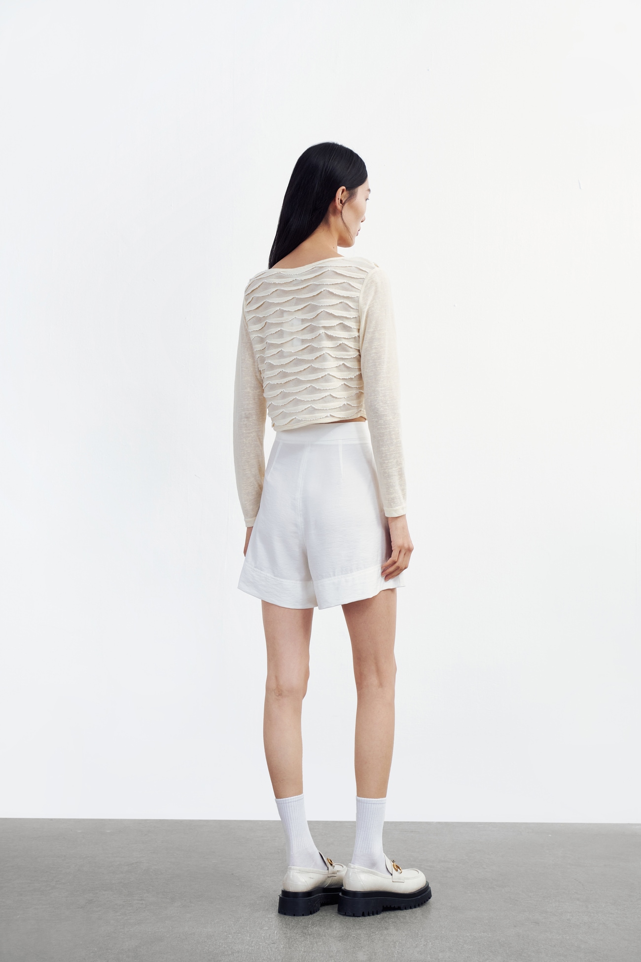 春 レディース カジュアル スタイル レース ラミネート ラウンドネック 長袖 Tシャツ ヌードアプリコット S M L トップス シャツ 袖あり 長袖 かわいい 大人可愛い きれいめ シンプル 大人