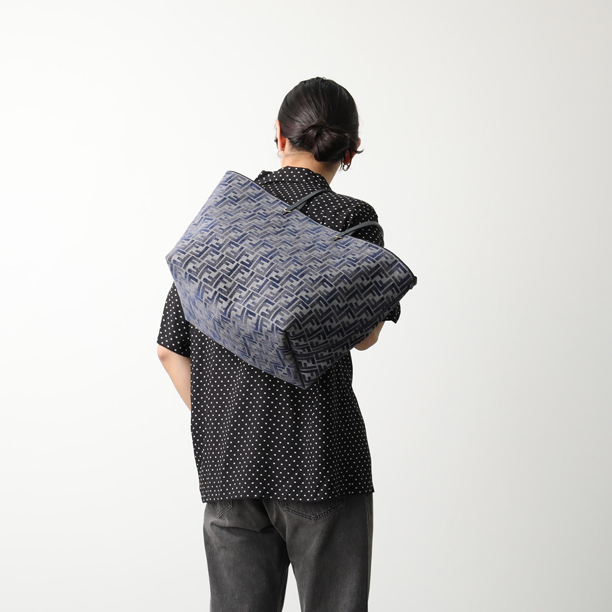 FENDI フェンディ トートバッグ ROLL LARGE ロール ラージ 8BH425 ASU1 レディース メンズ FF柄 ズッカ柄 リバーシブル 鞄 F1