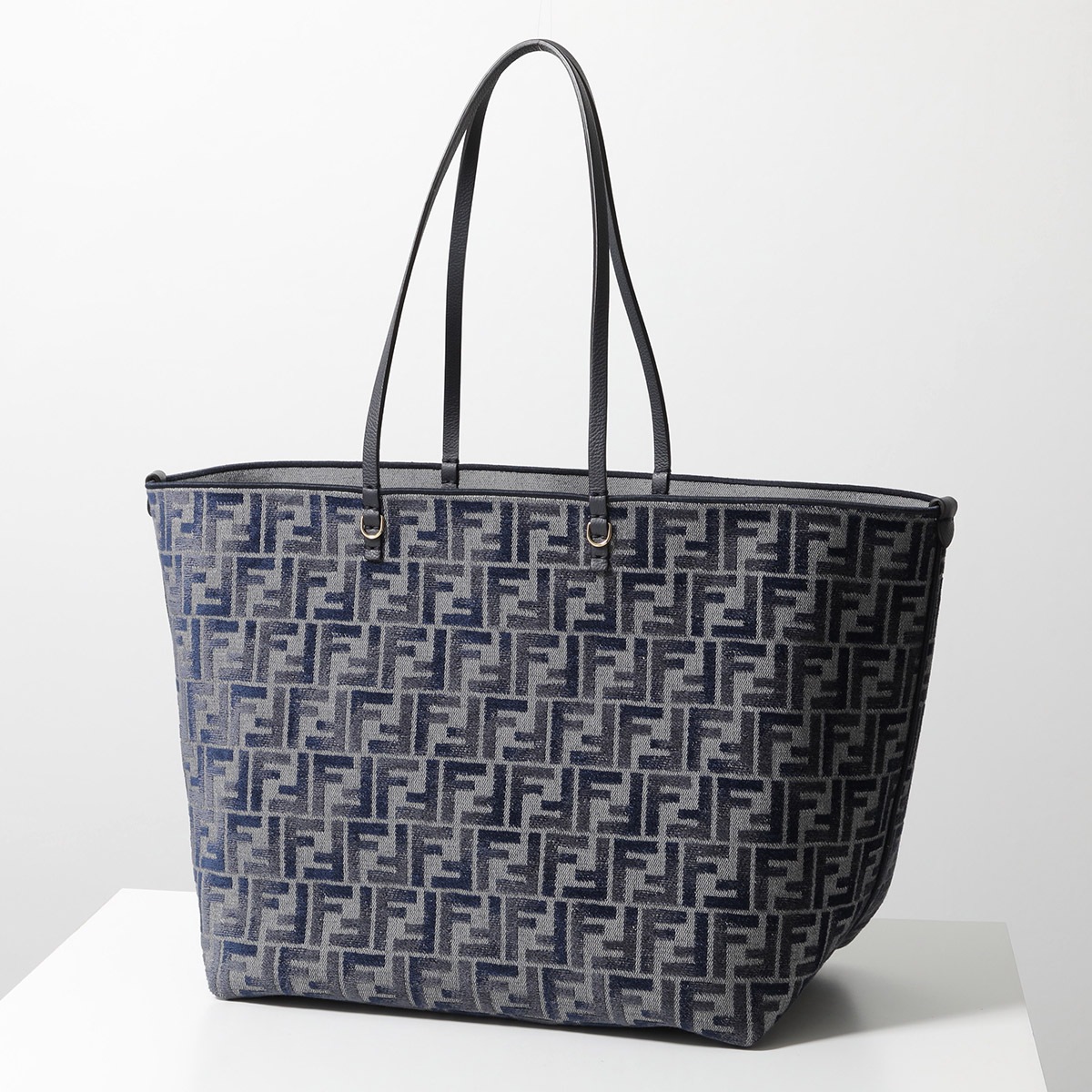 FENDI フェンディ トートバッグ ROLL LARGE ロール ラージ 8BH425 ASU1 レディース メンズ FF柄 ズッカ柄 リバーシブル 鞄 F1