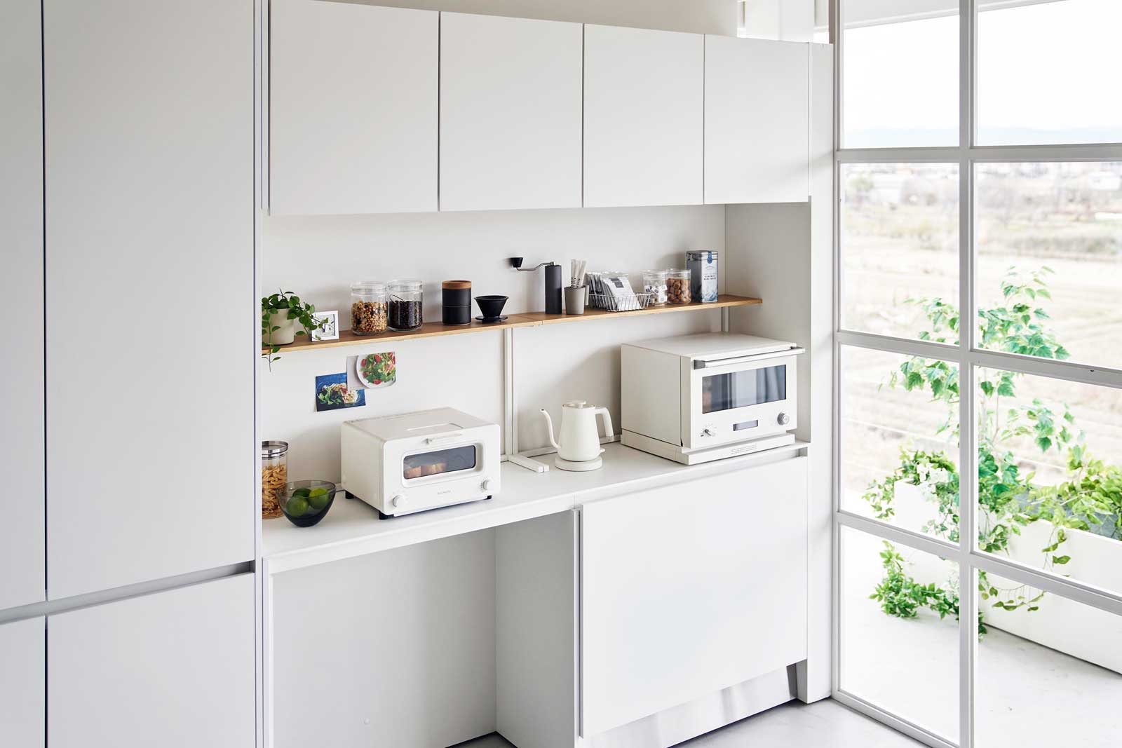 キッチン収納棚 山崎実業 tower タワー キッチンカウンター上棚 ホワイト キッチン収納棚 山崎実業 tower タワー キッチンカウンター上棚 ホワイト