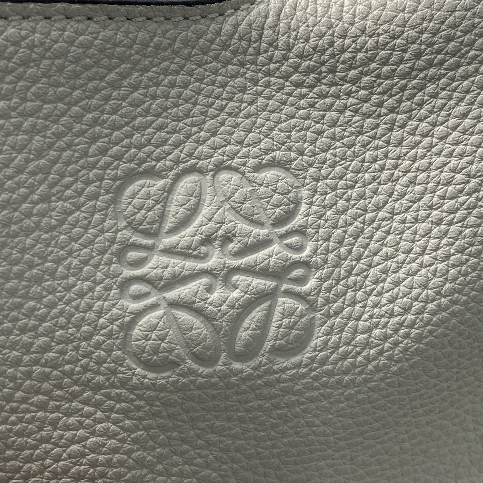 美品 ロエベ LOEWE レディース バイカラー レザー ショルダーバッグ トートバッグ 肩がけ 美品 ロエベ LOEWE レディース バイカラー レザー ショルダーバッグ トートバッグ 肩がけ