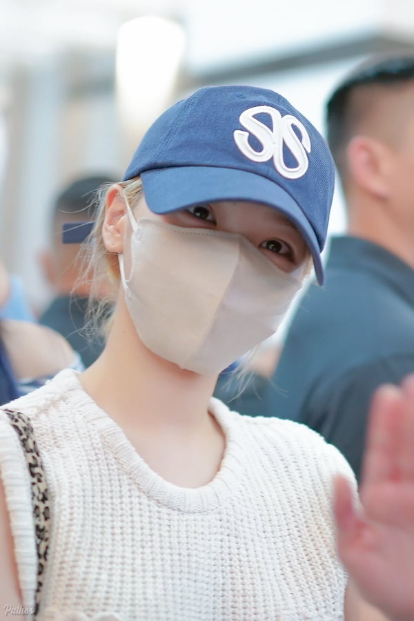 STUSSY SKULLCAP SS LINK ルセラフィムチェウォン 着用 - メルカリ