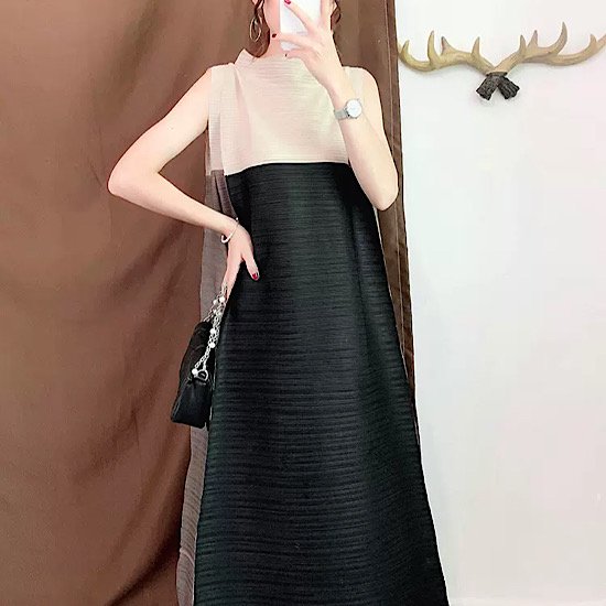 【取寄：納期2週間】ワンピース バイカラー フレア こなれ感 マキシ丈 ノースリーブ レディース 無地 体型カバー