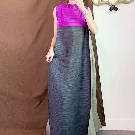 【取寄：納期2週間】ワンピース バイカラー フレア こなれ感 マキシ丈 ノースリーブ レディース 無地 体型カバー