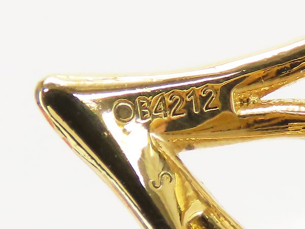 激レア新品同様ルイヴィトンバーグLVツイッギーリング指輪ゴールドメタルM0906S 激レア新品同様ルイヴィトンバーグLVツイッギーリング指輪ゴールドメタルM0906S