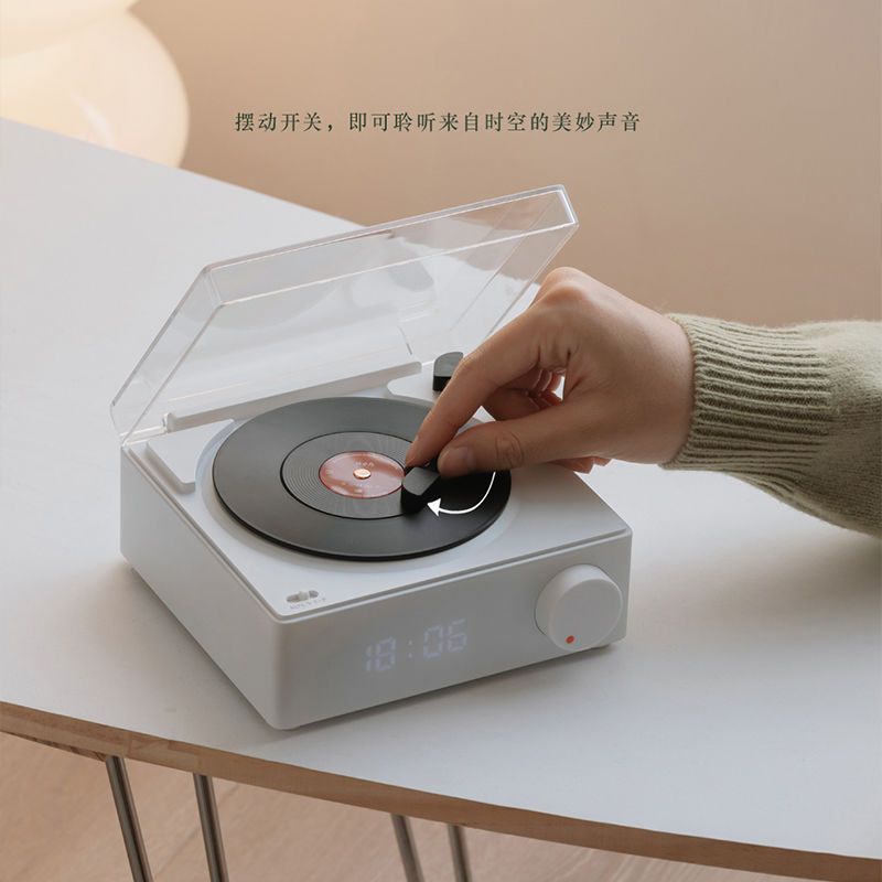 アトミック・ブラック・ゴム目覚まし時計Bluetoothスピーカー誕生日プレゼント姉妹女子に高音質レコード音響をプレゼント