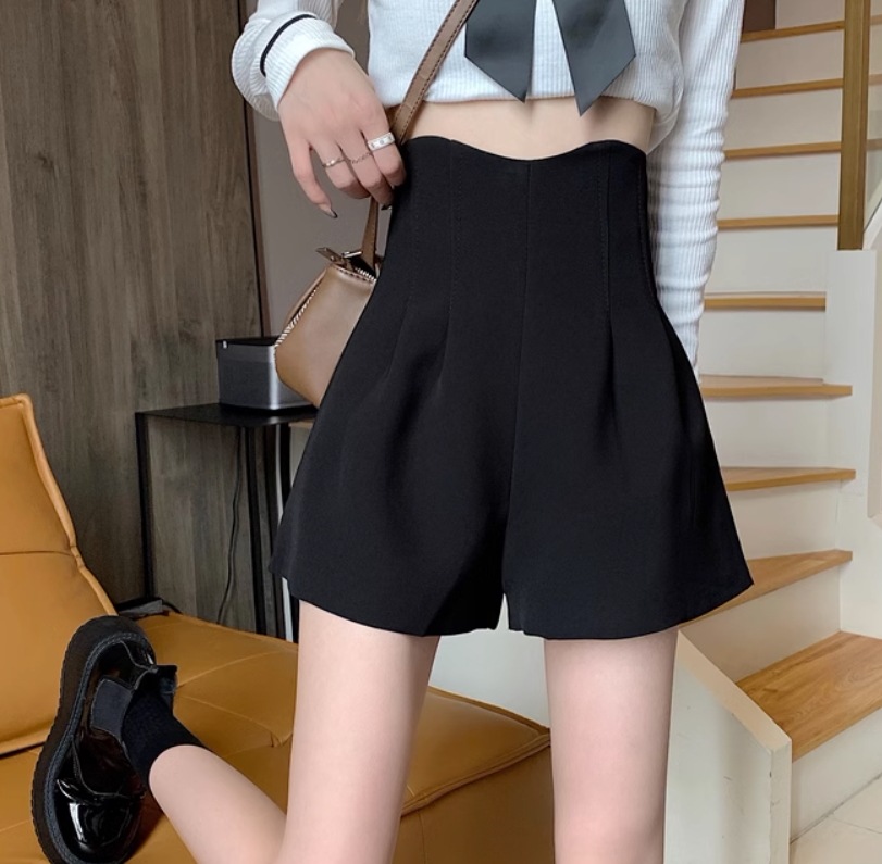 ボトムス モテアイテム デート ショートパンツ ハイウエスト フレアデザイン コットン かわいい 大人可愛い シンプル 大人 おしゃれ お洒落 レトロ 大人女子 キュート 存在感 柄 秋 冬 10代 ボトムス モテアイテム デート ショートパンツ ハイウエスト フレアデザイン コットン かわいい 大人可愛い シンプル 大人 おしゃれ お洒落 レトロ 大人女子 キュート 存在感 柄 秋 冬 10代