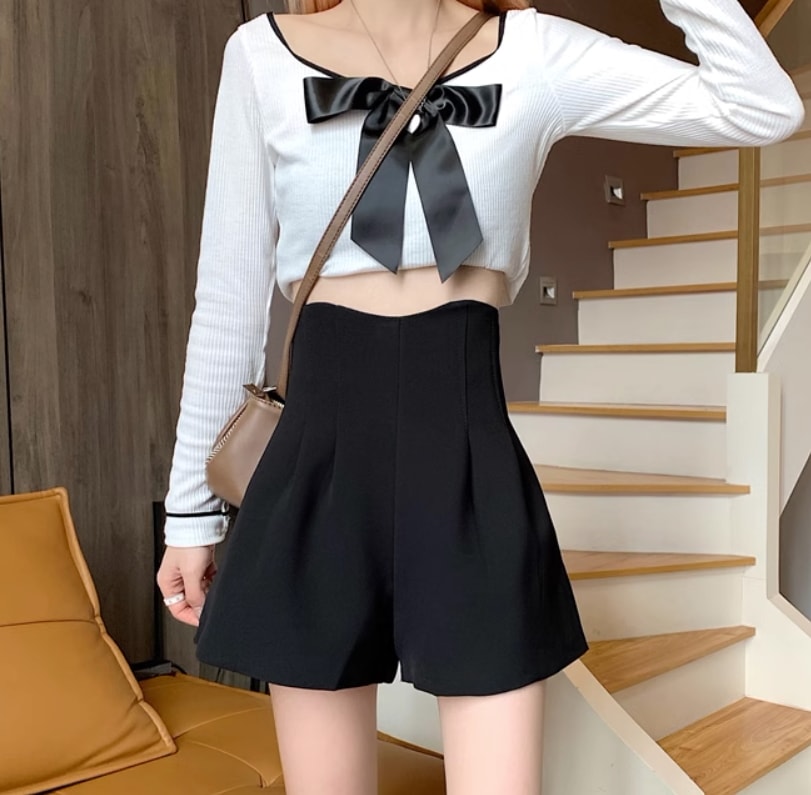 ボトムス モテアイテム デート ショートパンツ ハイウエスト フレアデザイン コットン かわいい 大人可愛い シンプル 大人 おしゃれ お洒落 レトロ 大人女子 キュート 存在感 柄 秋 冬 10代 ボトムス モテアイテム デート ショートパンツ ハイウエスト フレアデザイン コットン かわいい 大人可愛い シンプル 大人 おしゃれ お洒落 レトロ 大人女子 キュート 存在感 柄 秋 冬 10代