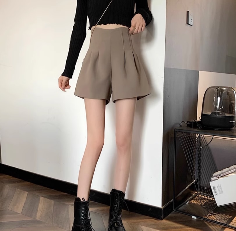 ボトムス モテアイテム デート ショートパンツ ハイウエスト フレアデザイン コットン かわいい 大人可愛い シンプル 大人 おしゃれ お洒落 レトロ 大人女子 キュート 存在感 柄 秋 冬 10代 ボトムス モテアイテム デート ショートパンツ ハイウエスト フレアデザイン コットン かわいい 大人可愛い シンプル 大人 おしゃれ お洒落 レトロ 大人女子 キュート 存在感 柄 秋 冬 10代