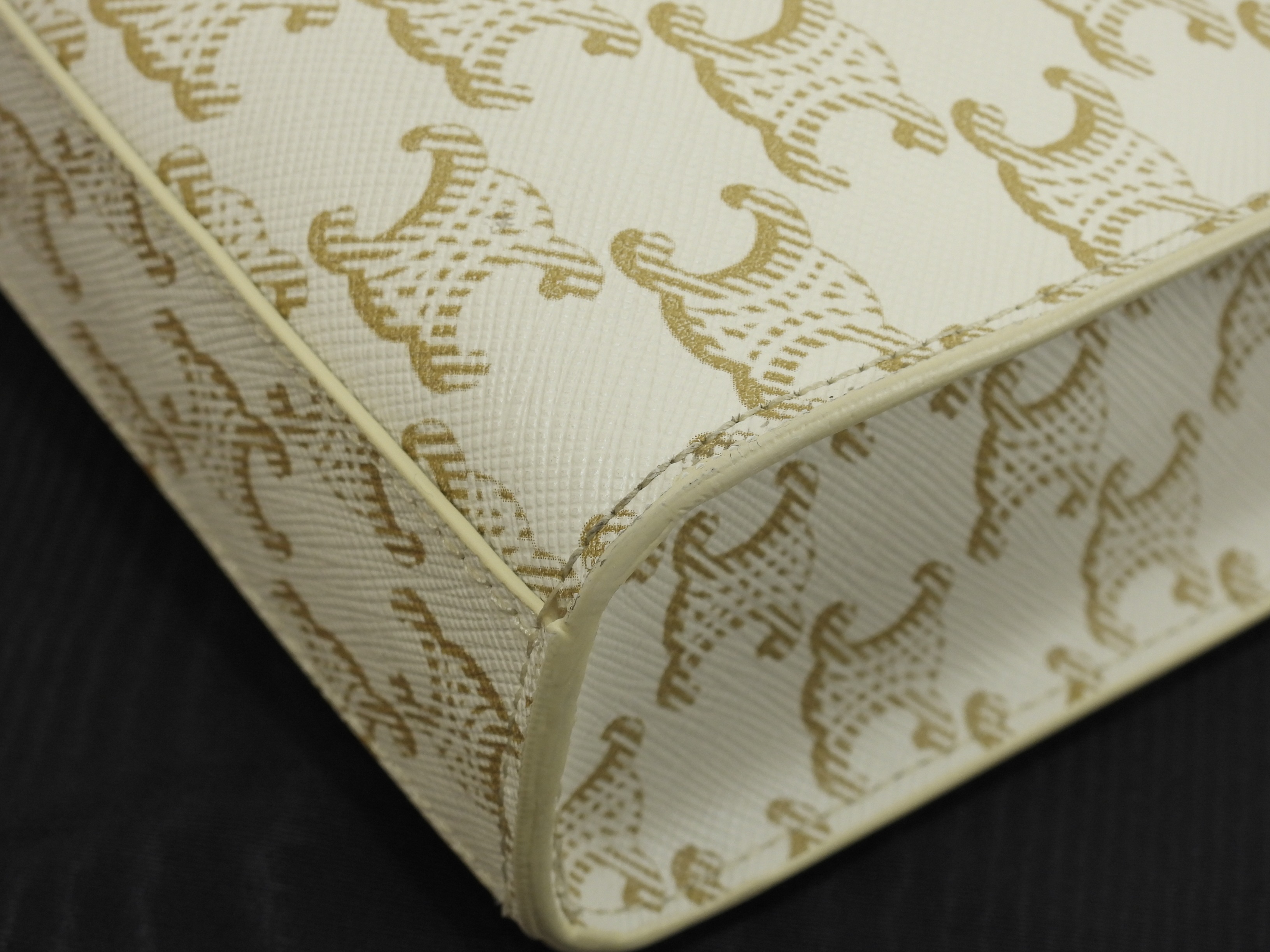 ミニヴァーティカルカバ トリオンフ 白茶 ポシェット ミニトートバッグ 美品@ 10 ミニヴァーティカルカバ トリオンフ 白茶 ポシェット ミニトートバッグ 美品@ 10