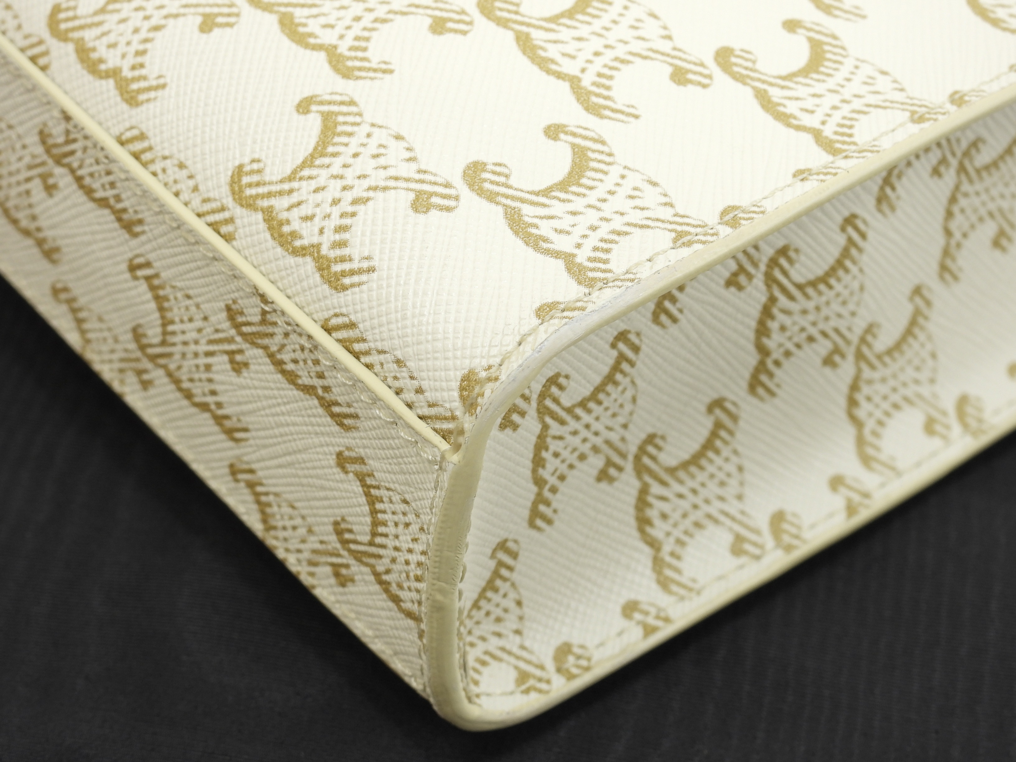 ミニヴァーティカルカバ トリオンフ 白茶 ポシェット ミニトートバッグ 美品@ 10 ミニヴァーティカルカバ トリオンフ 白茶 ポシェット ミニトートバッグ 美品@ 10