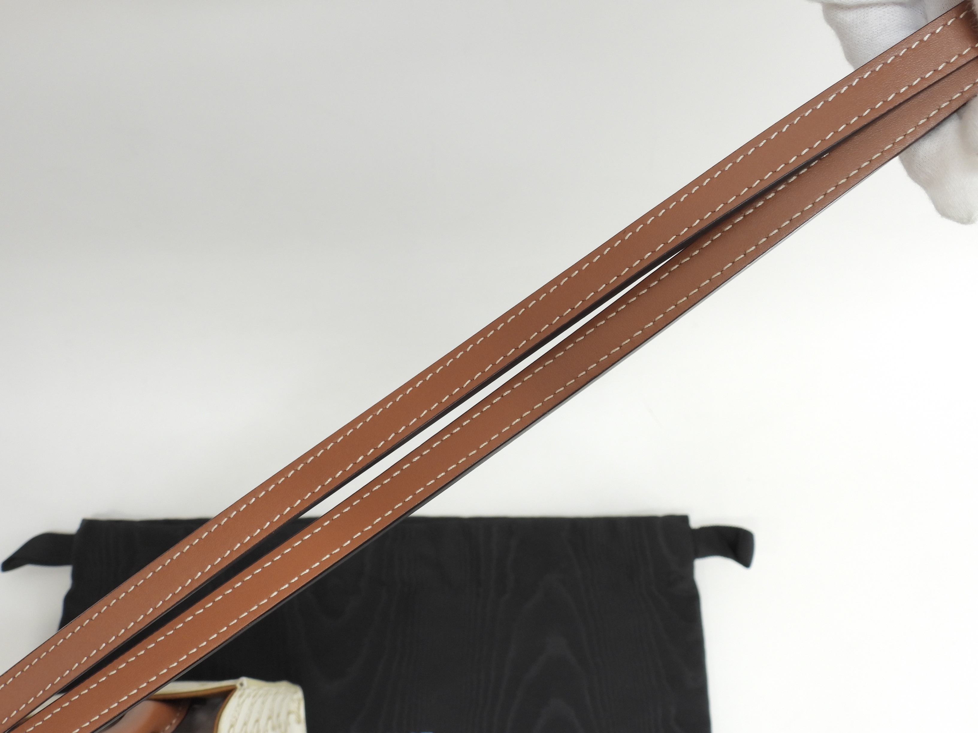 ミニヴァーティカルカバ トリオンフ 白茶 ポシェット ミニトートバッグ 美品@ 10 ミニヴァーティカルカバ トリオンフ 白茶 ポシェット ミニトートバッグ 美品@ 10