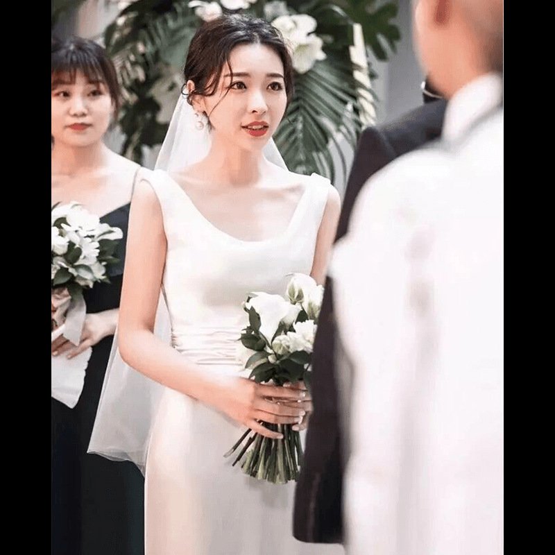 ウェディングドレス ウエディングドレス 結婚式 二次会 花嫁 海外挙式 披露宴 サテン 光沢感 前撮り用 お呼ばれドレス ブライダル ロングドレス シンプル