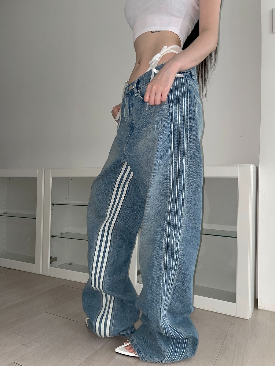 【THEAIRTOWN】Line Track Denim Pt ★ Emirates Track Denim Pants – THE TOÉ