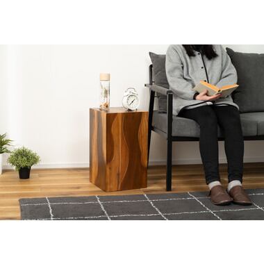 モンキーポッドのヴィンテージな四角いウッドスツール 北欧 インダストリアル スツール ステップ 鉢置き 花台 リビング ダイニング モンキーポッドのヴィンテージな四角いウッドスツール 北欧 インダストリアル スツール ステップ 鉢置き 花台 リビング ダイニング