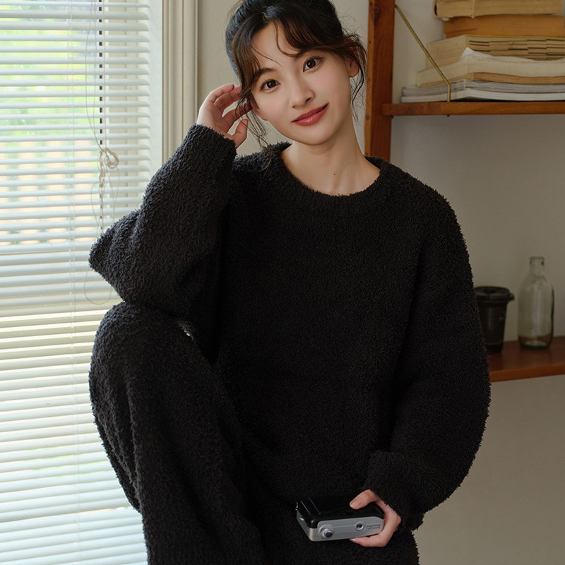 【送料無料】あったかウェア 女性のパジャマの無地の緩い伸縮性がある暖かい家の摩耗セット 【送料無料】あったかウェア 女性のパジャマの無地の緩い伸縮性がある暖かい家の摩耗セット