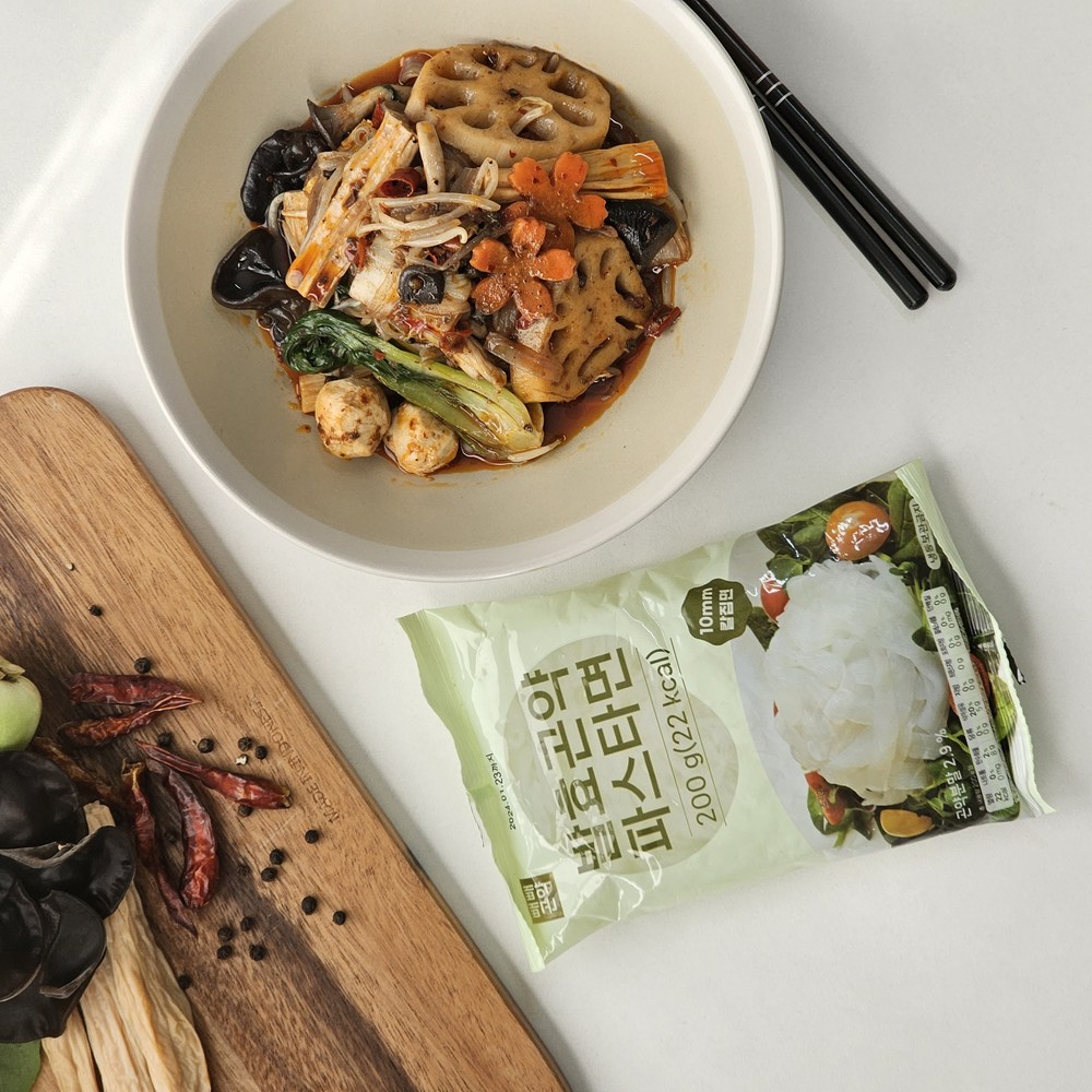 ペペゴン薬発酵こんにゃくパスタ麺200g（100gあたり11kcal）200g30個