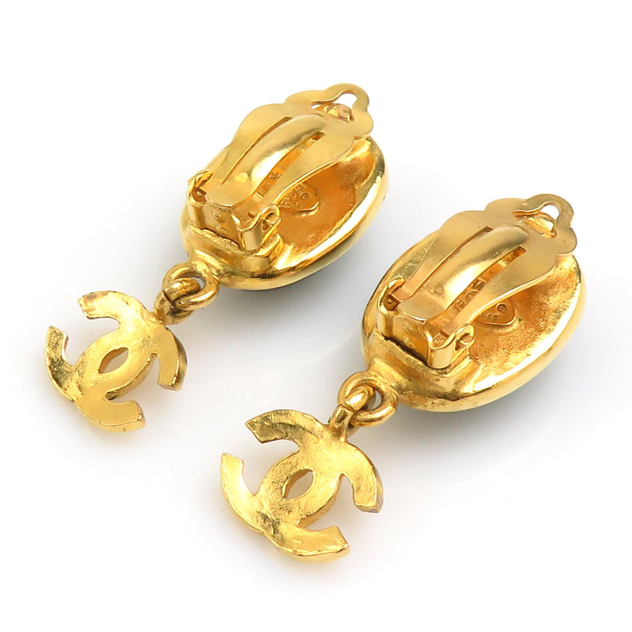 シャネル CHANEL イヤリング ココマーク メタル/ストーン ゴールド/グリーン レディース e60564a シャネル CHANEL イヤリング ココマーク メタル/ストーン ゴールド/グリーン レディース e60564a