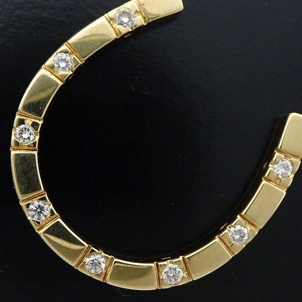 Qoo10] STAR JEWELRY ホースシュー ネックレス 8Pダイヤモン