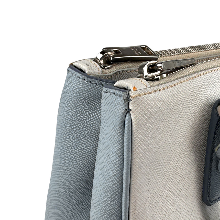 プラダ PRADA ハンドバッグ ショルダーバッグ レザー オフホワイト/ライトブルー シルバー レディース z5405