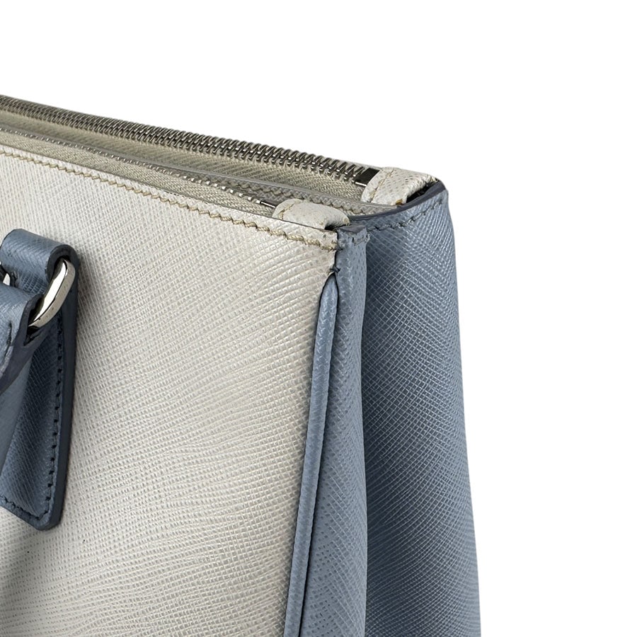 プラダ PRADA ハンドバッグ ショルダーバッグ レザー オフホワイト/ライトブルー シルバー レディース z5405