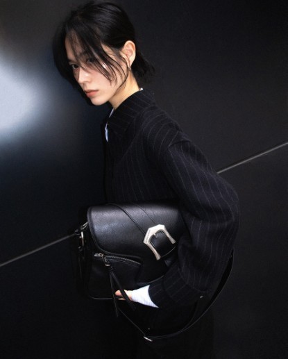 【IUGAMAKARAS】Bumpy Buckle Holster Bag 【IUGAMAKARAS】Bumpy Buckle Holster Bag
