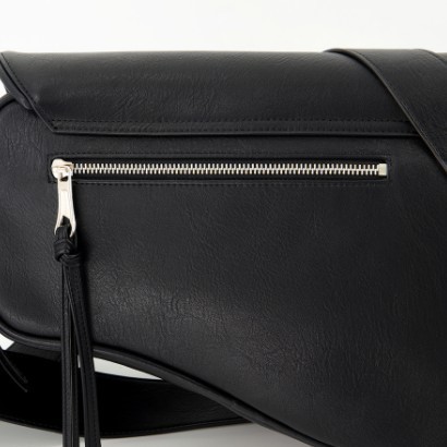 【IUGAMAKARAS】Bumpy Buckle Holster Bag 【IUGAMAKARAS】Bumpy Buckle Holster Bag