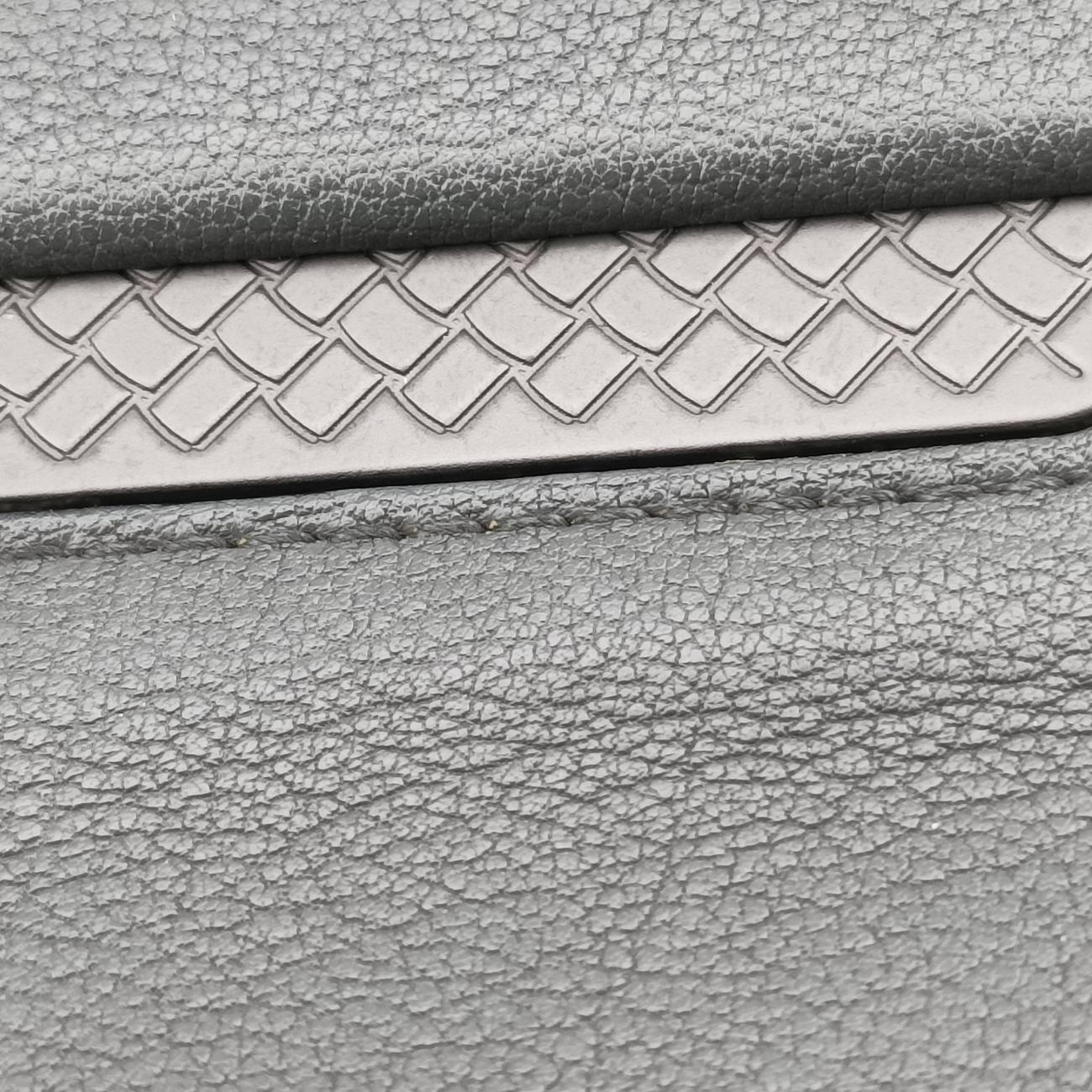 イントレチャートグレーレザーB02044192G中古 イントレチャートグレーレザーB02044192G中古