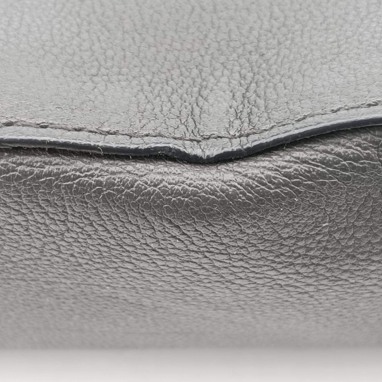 イントレチャートグレーレザーB02044192G中古 イントレチャートグレーレザーB02044192G中古