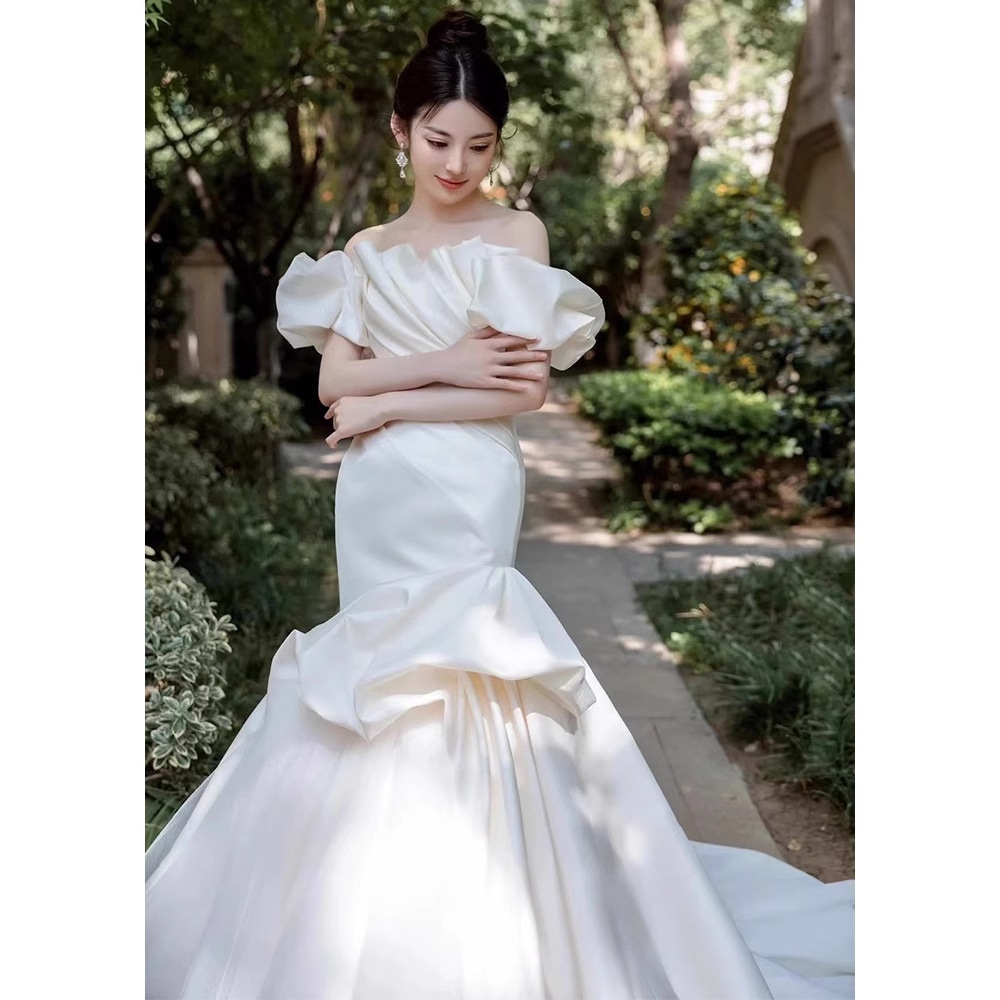 【無.料 2025新入荷·高.品質】【豪華でロマンチックなデザイン！】ウェディングドレス 白 イブニングドレス パーティードレス ワンピース 二次会 結婚式 成人式 演奏会 花嫁 お呼ばれ 披露宴 1